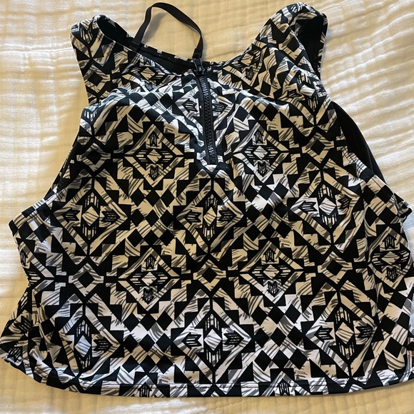 Bikini top size large - Picture 2 of 4